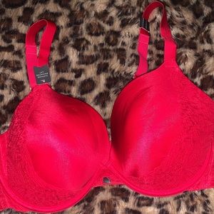 Full Figure Bra- cordial red